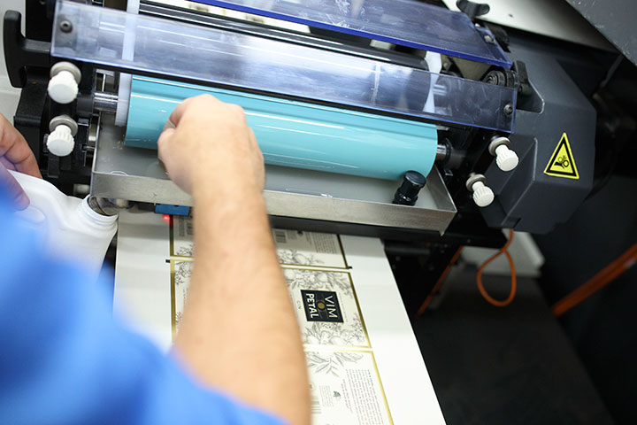 Digitally printed labels with special adhesives.