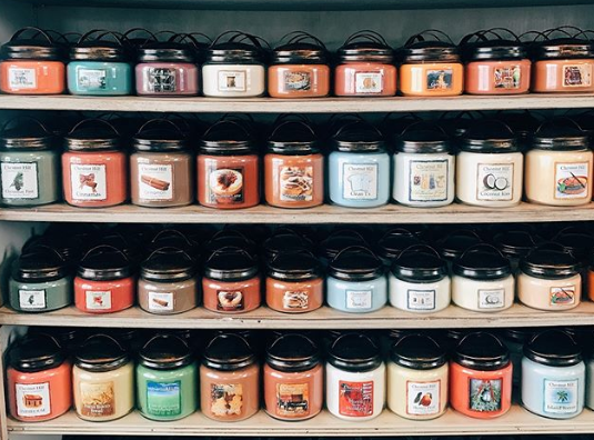 7 Considerations When Designing Candle Labels