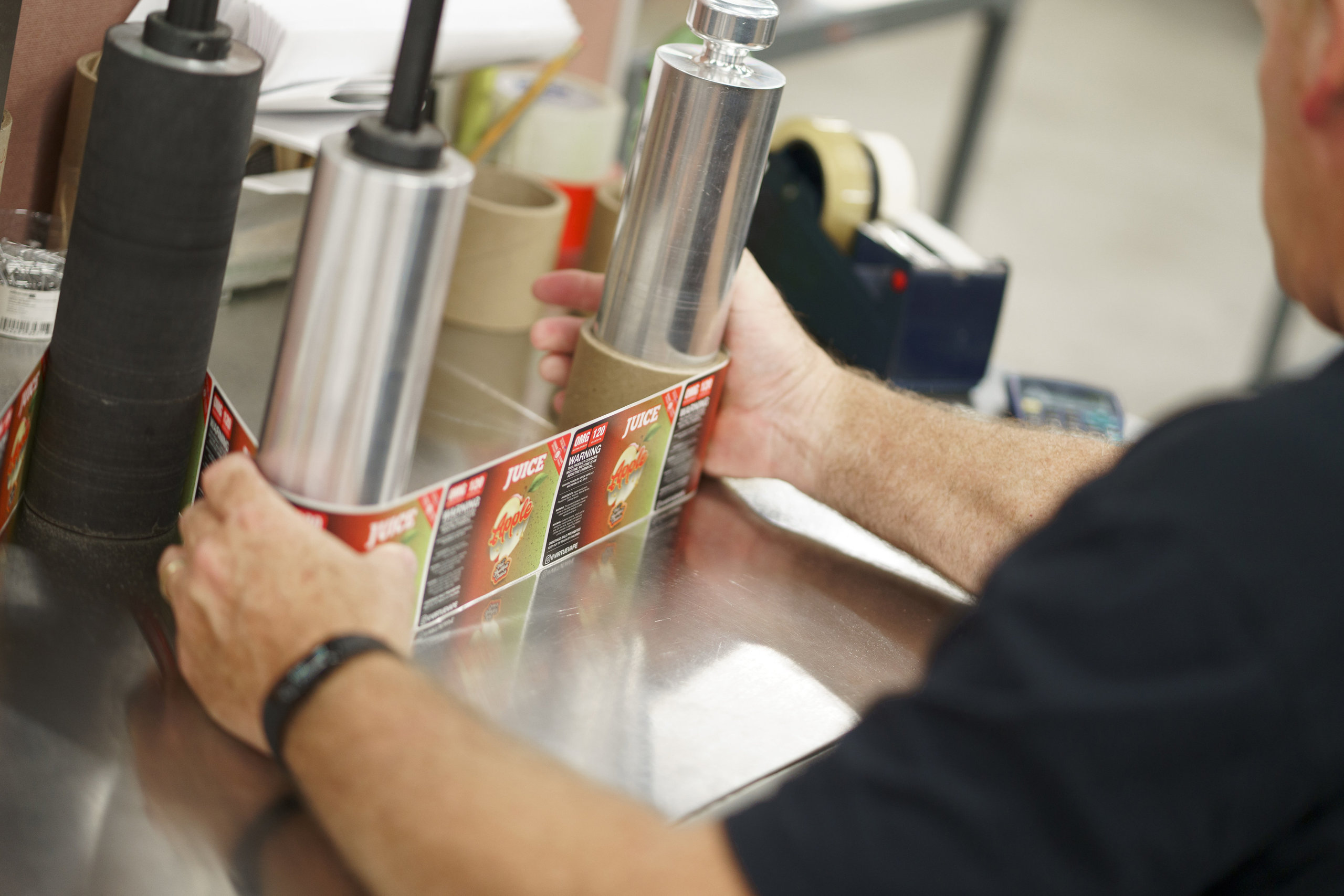 Professional vs. DIY Label Applicators: Which is Best for Your Business?